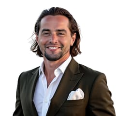Logan Martini